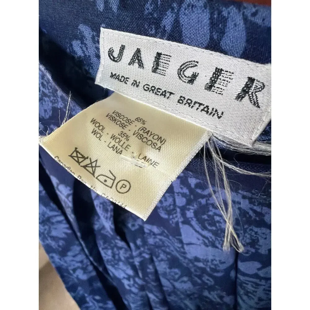 Jaeger Vintage Blue Floral Blouse &‎ Pleated Skirt Set US 4 Small
